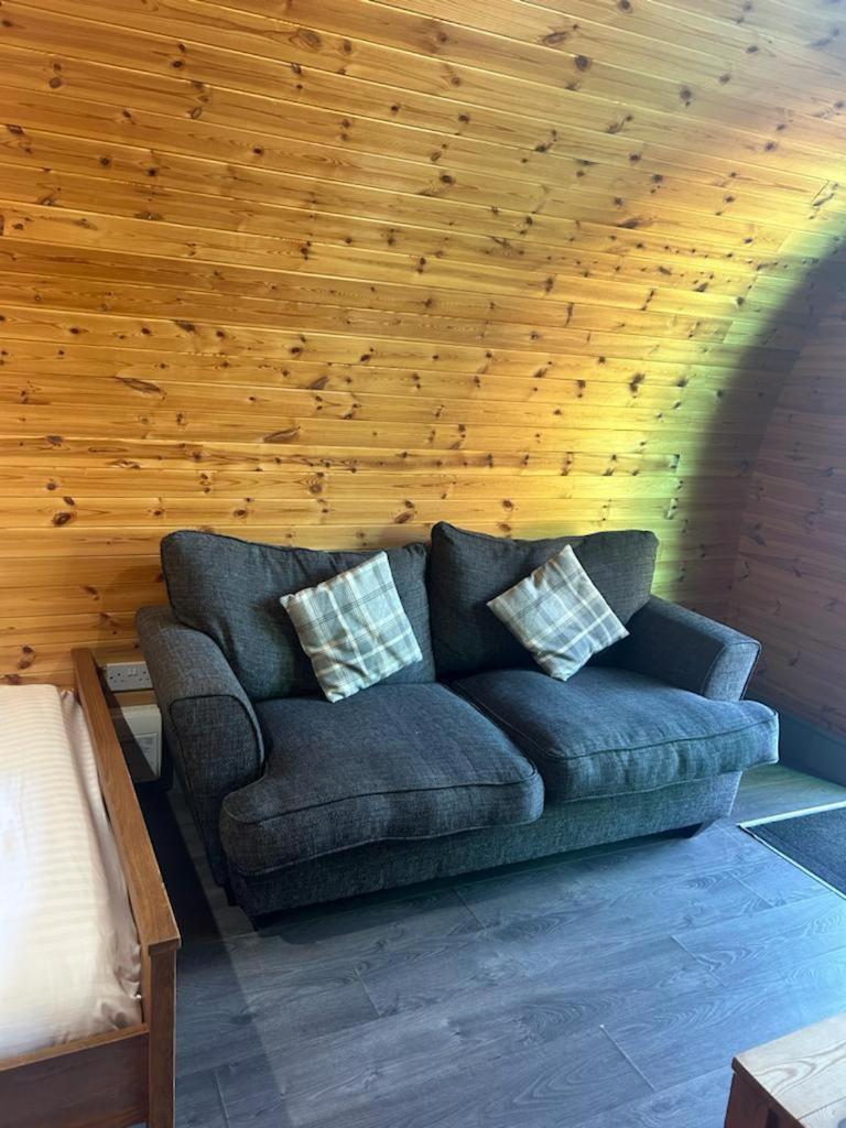 Original Glamping Pod With Hot Tub 호텔 프로드샴 외부 사진
